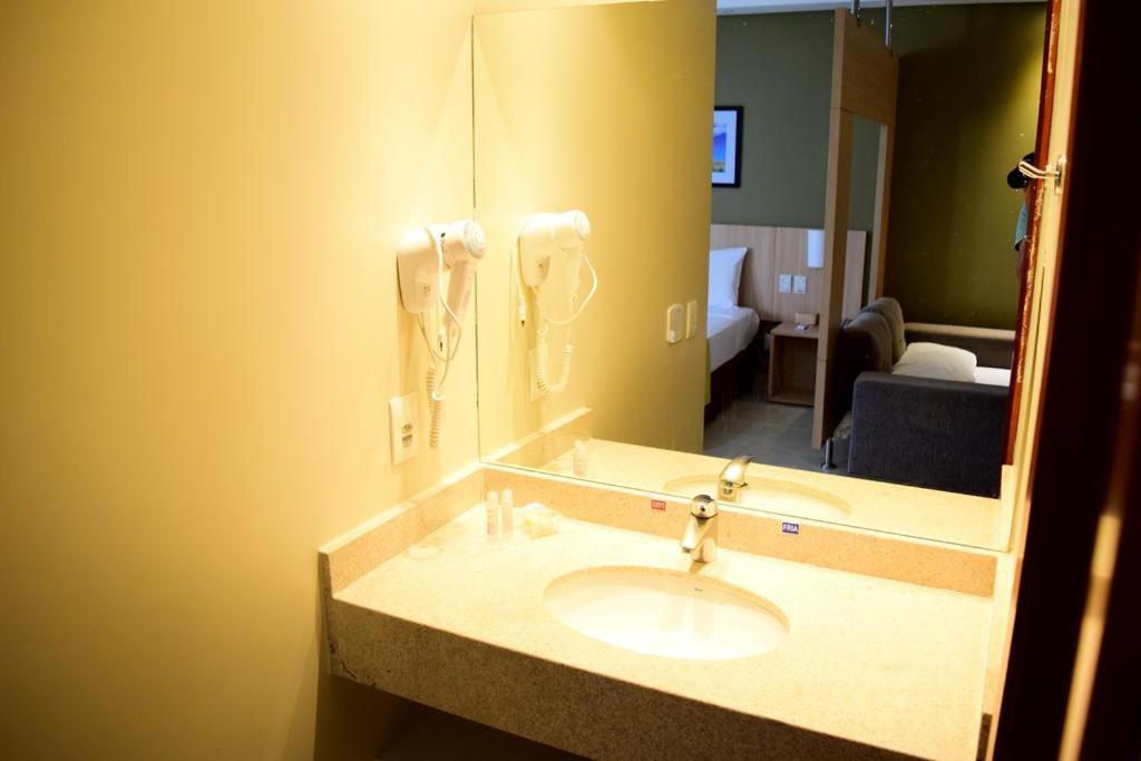 Hotsprings B3 Hotel